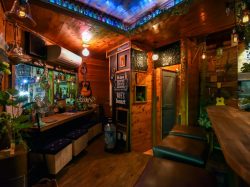 Craftbeer Bar diagonal 甲府市 居酒屋 バー 4