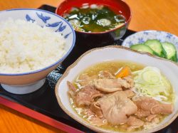 もつ屋 本店 笛吹市 和食 2