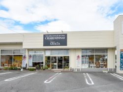 シャルドネ甲府店