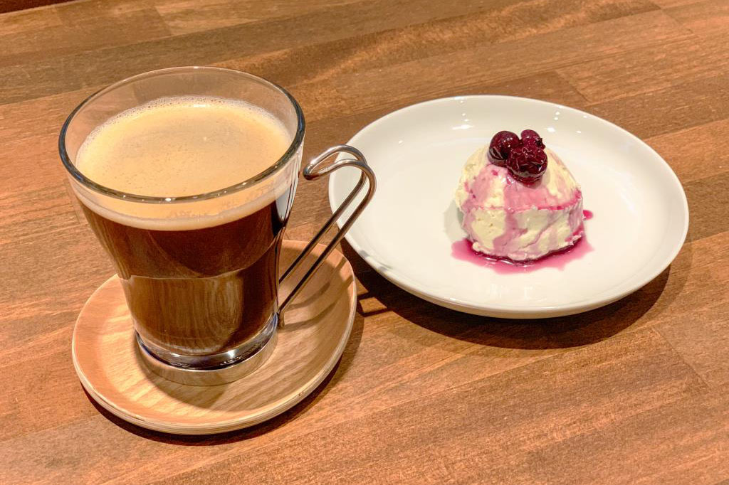 calm café 小淵沢 カフェ2