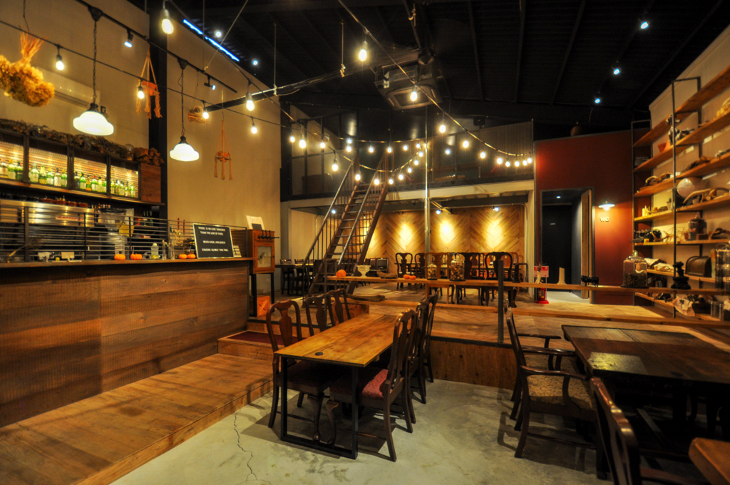 WOOD SHEDの店内