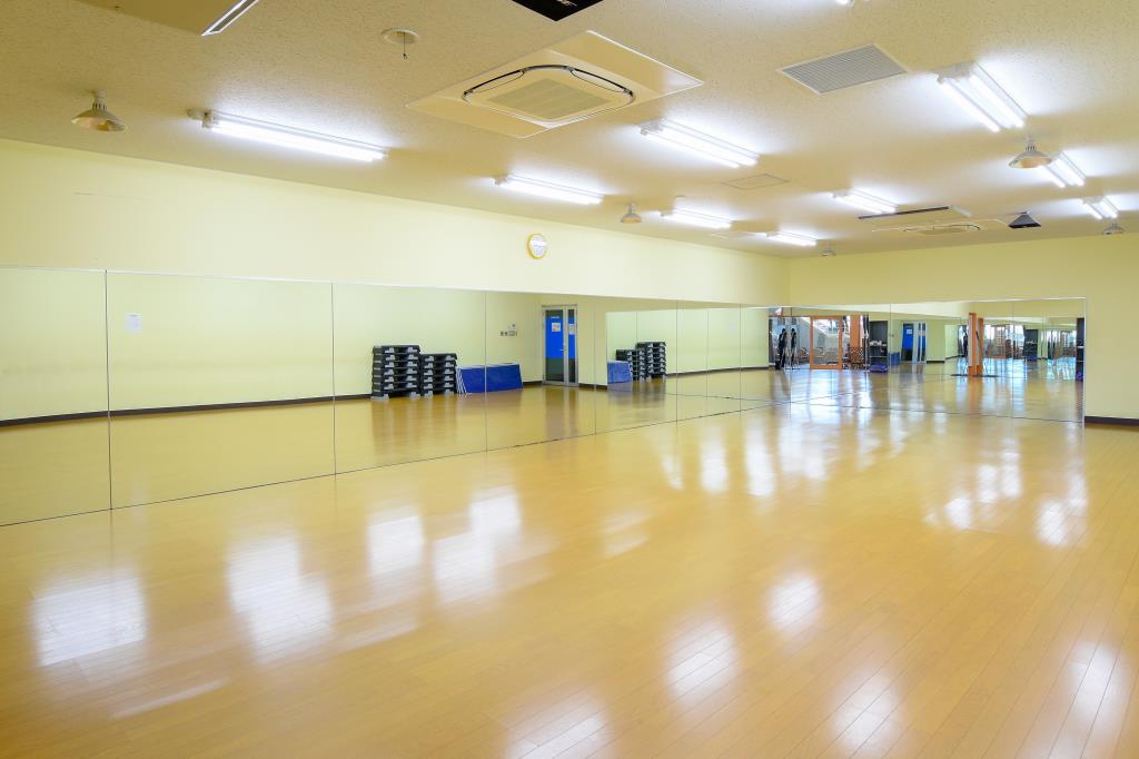 スイミング＆フィットネス フィッツスポーツクラブ 青葉店 西館 甲府市 遊ぶ学ぶ 4
