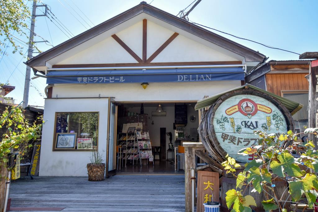 大和葡萄酒株式会社 HUGGY WINE 甲州市 ワイナリー 工場 3