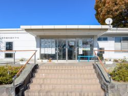 山梨市屋内温水プール（指定管理者㈱フィッツ）