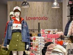 Lovetoxic イオンモール甲府昭和店 昭和町 ファッション 5