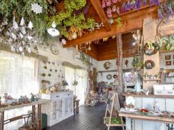 清春アンデルセン 北杜市 花屋 雑貨 2