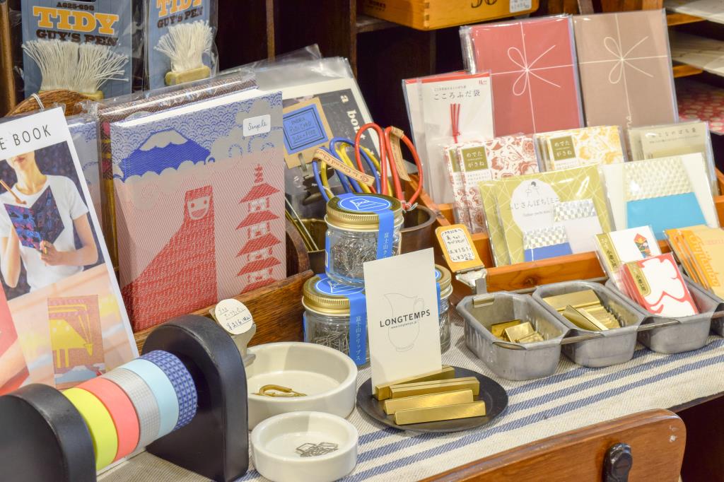 ZAKKA＆FURNITURE LONGTEMPS 富士吉田市 ショップ 5