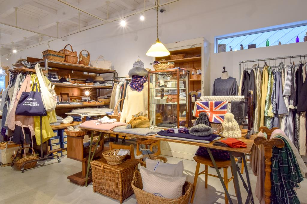 ZAKKA＆FURNITURE LONGTEMPS 富士吉田市 ショップ 3