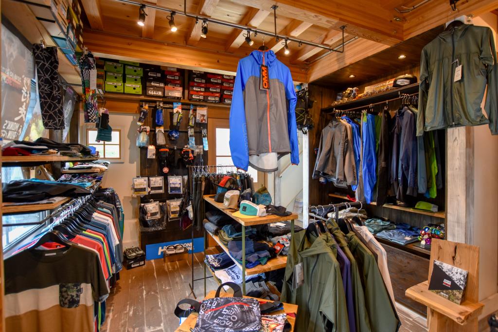 TODAY RUNNING COMPANY 道がまっすぐ 甲府市 スポーツ/アウトドア 2