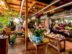 HANASAKA FACTORY FLOWERS 都留 花屋4
