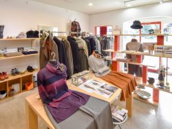 レディース・MEGUMI・タムラ 富士吉田市 ショップ 3