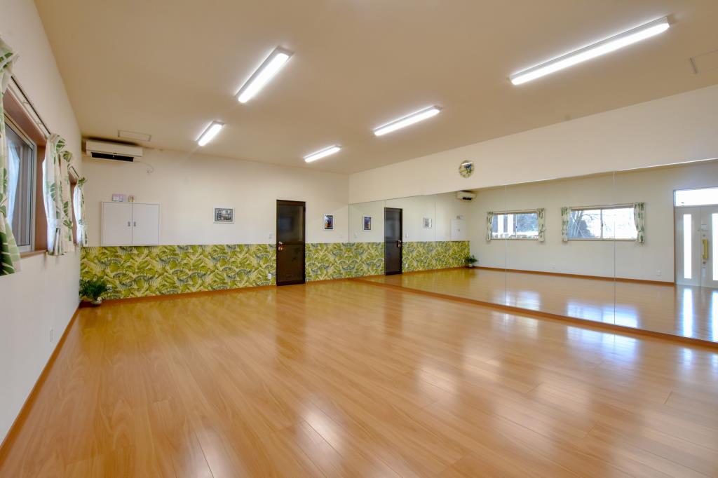 Poni Aloha Hula Studio 富士吉田 富士吉田市 遊ぶ学ぶ 2