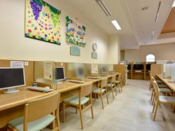中央市立玉穂生涯学習館 中央市 図書館 多目的 ホール 3