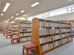 中央市立田富図書館 中央市 遊ぶ学ぶ 2