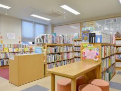 豊富図書館（分館） 中央市 文化施設 図書館 4