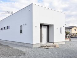 ヨガスクール TSUNAGU