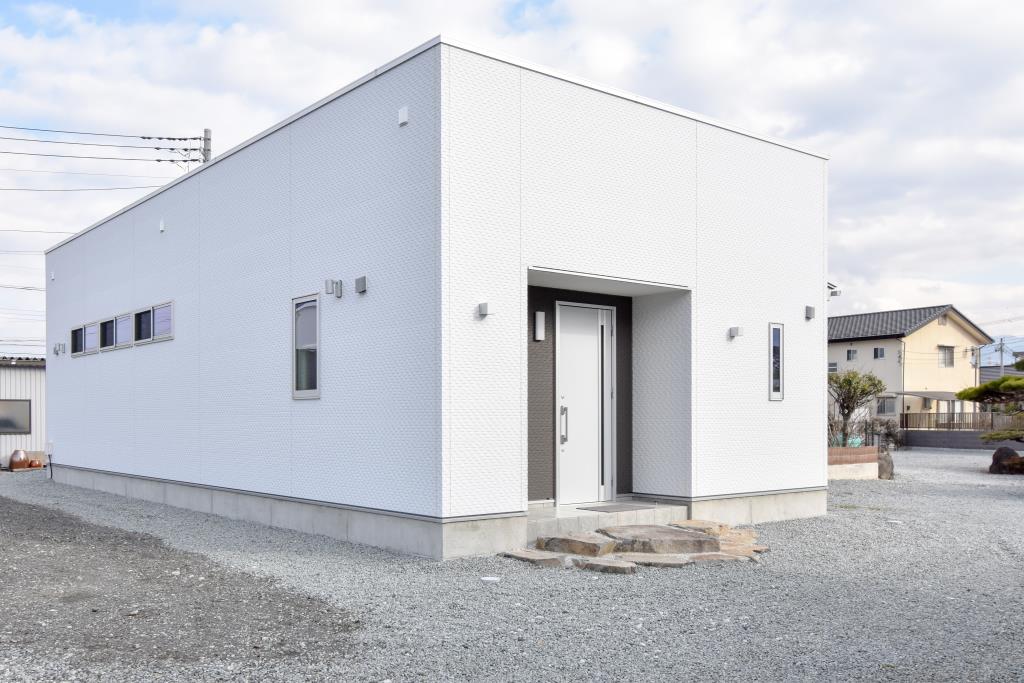 ヨガスクール TSUNAGU 昭和町 遊ぶ学ぶ 1