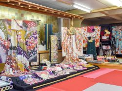 山京・じゅぱんぐ 富士川町 ファッション 4