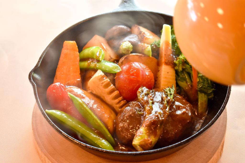 駒ヶ岳スキレット 北杜市 洋食・フレンチ