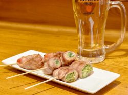 炭火串焼き にじ