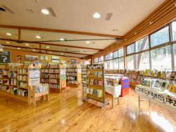 富士河口湖町 生涯学習館 富士河口湖 文化施設 2