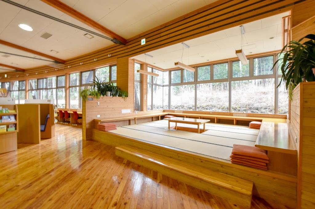 富士河口湖町 生涯学習館 富士河口湖 文化施設 3