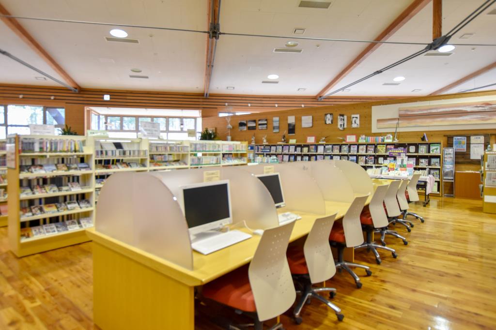 富士河口湖町 生涯学習館 富士河口湖 文化施設 4