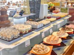 ハイランドリゾート ホテル&スパ内 リゾートダイニング フジヤマテラス 富士 吉田市 洋食 バイキング ビュッフェ 5