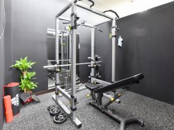 BRACE GYM 都留市 ジム/プール 4