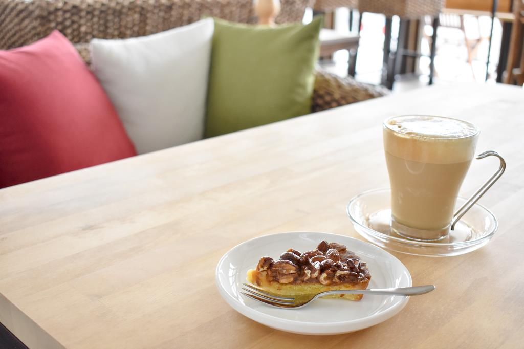 ヒグチコーヒーハウス 甲斐市 カフェ 喫茶 1
