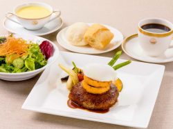 ガーデンラウンジ ラベニュー