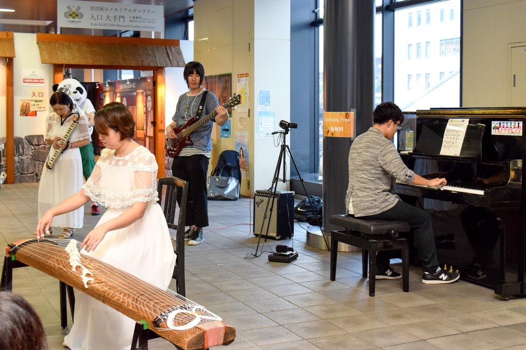 山梨ストリートピアノ