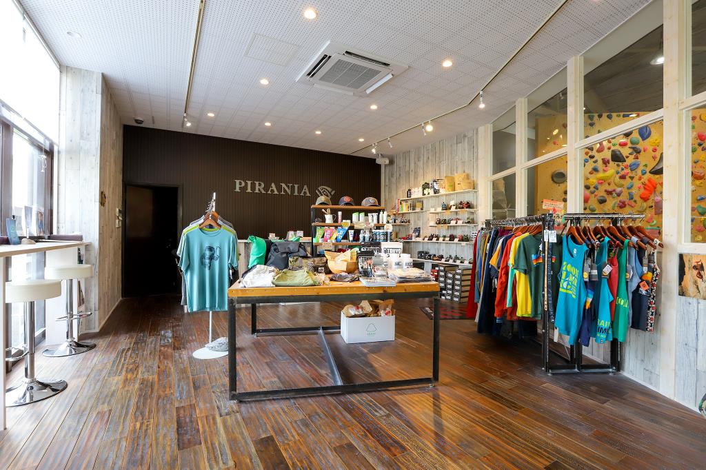 クライミングジム ピラニア 南アルプス店 南アルプス市 スポーツ施設 2