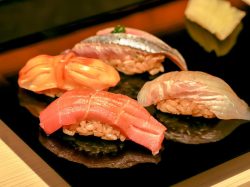 あくつ【閉店】