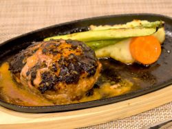 Cafe&Winebar Charle 甲府 カフェ・バー