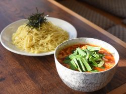 辛麺屋 音斗 甲斐市 ラーメン
