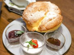 CAFÉ&WINE TROLL 甲府市 イタリアン・バー・カフェ・スイーツ・テイクアウト/デリバリー