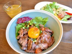 CAFÉ&WINE TROLL 甲府市 イタリアン・バー・カフェ・スイーツ・テイクアウト/デリバリー