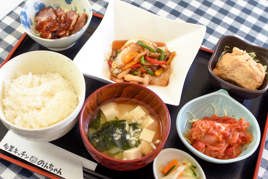 旬菜キッチンのんちゃん 甲斐市 和食・洋食・居酒屋・スイーツ