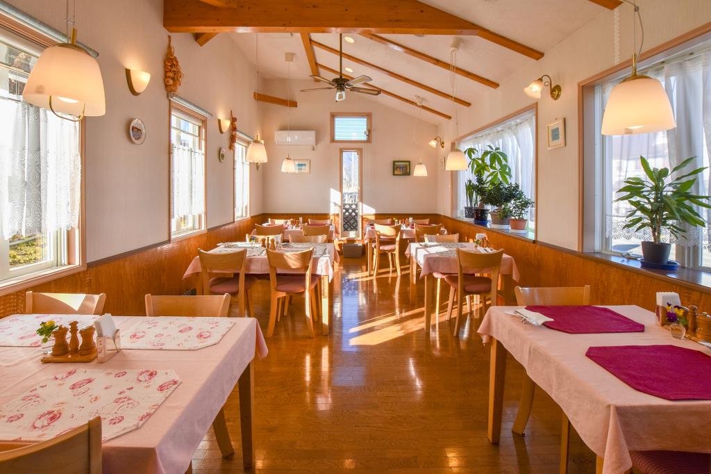 レストラン ルッコラ 河口湖町 洋食・フレンチ