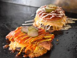 SUGEEZ burger stand（河口湖駅前店）富士河口湖町 ファーストフード・テイクアウト