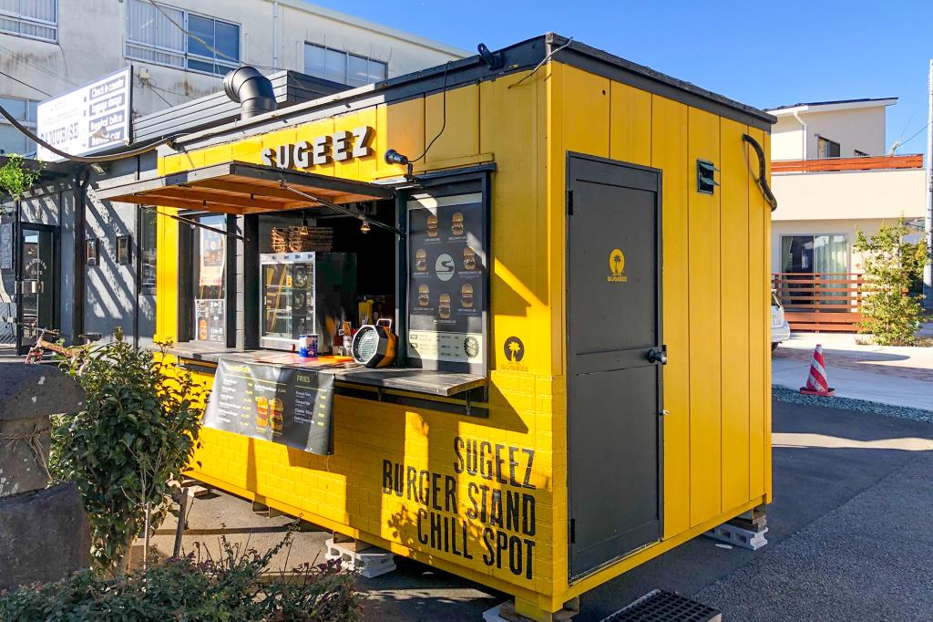 SUGEEZ burger stand（河口湖駅前店）富士河口湖町 ファーストフード・テイクアウト