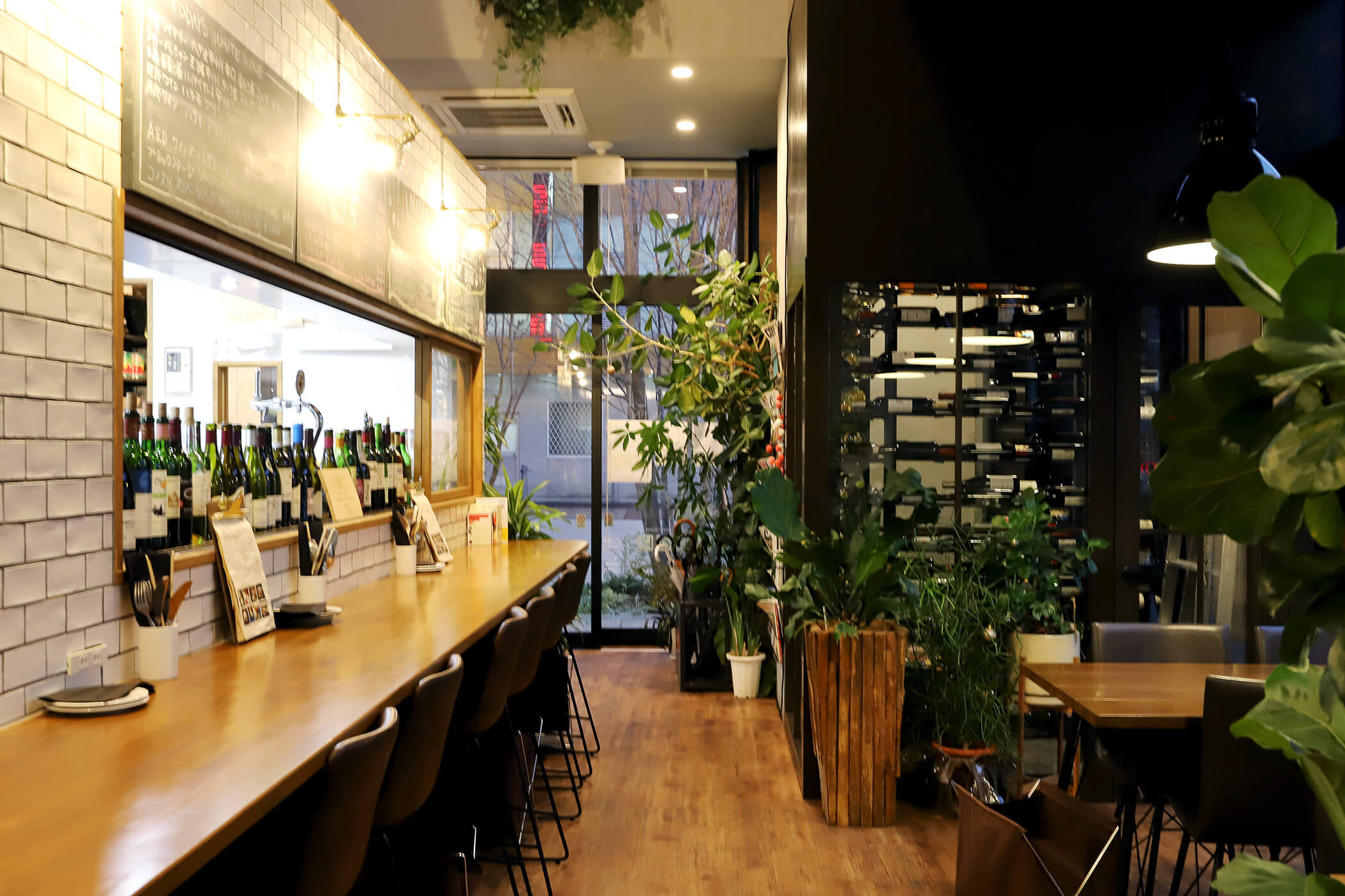 CAFE&WINE TROLL 写真6