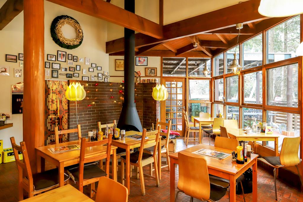 ムースヒルズバーガー 富士河口湖町 カフェ喫茶・テイクアウト