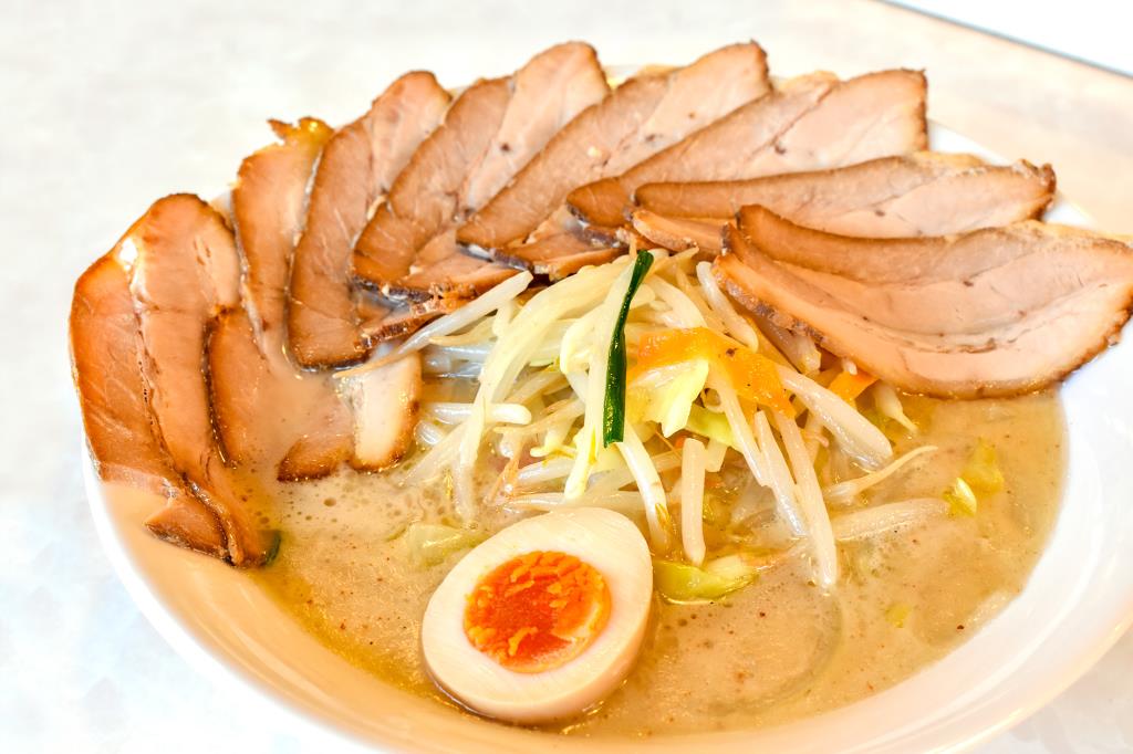 白湯ラーメン 焔 西桂町 2