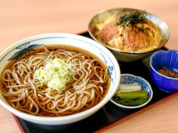 そば茶屋 ビバモール甲斐敷島店