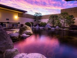 源泉湯 燈屋 甲府市 温泉・スパ