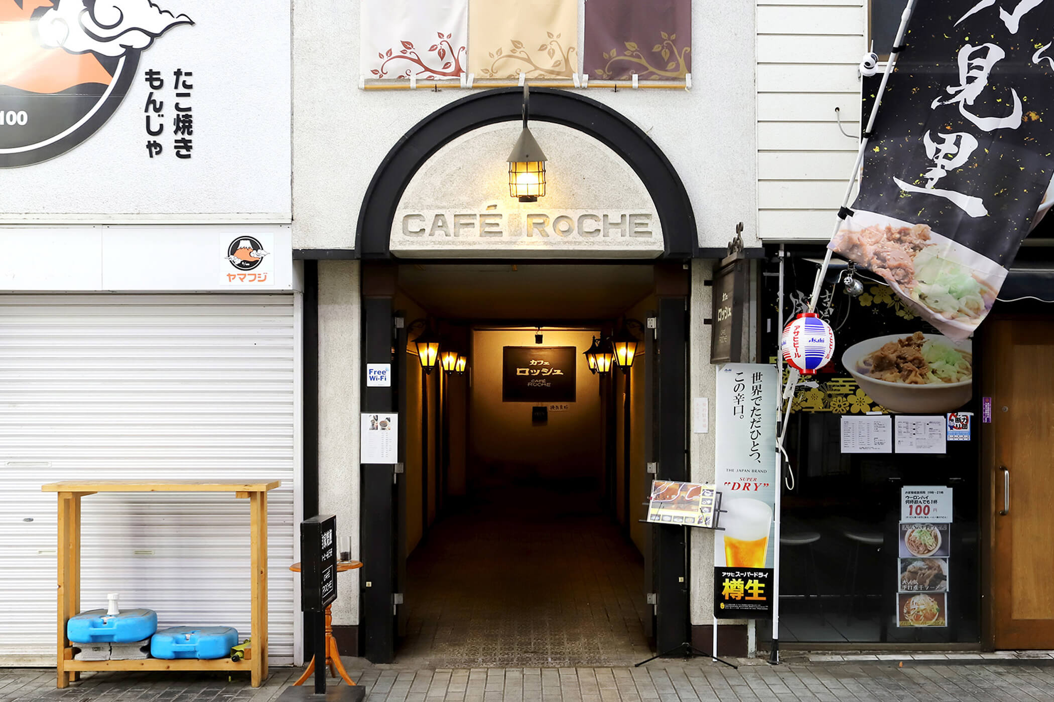 カフェ ロッシュ 写真2