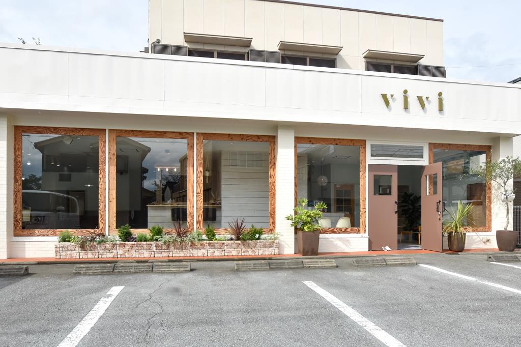 vivi hair&beauty 甲府 ヘア