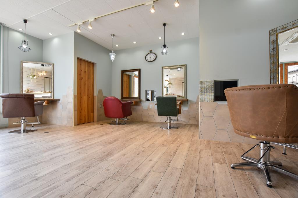 vivi hair&beauty 甲府 ヘア